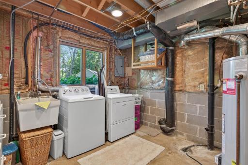 6440 Oriole Avenue, Chanhassen, MN 55331