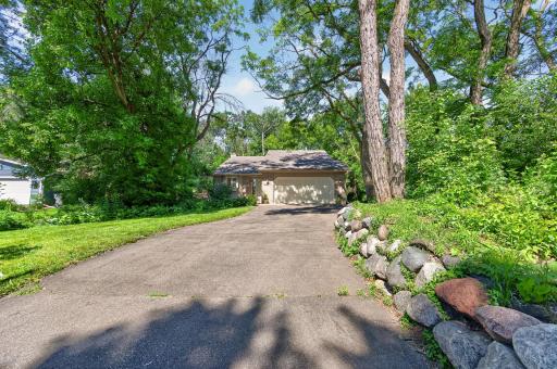 6440 Oriole Avenue, Chanhassen, MN 55331