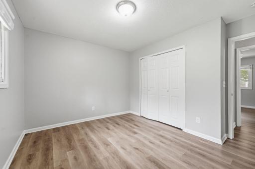 409 Harold Drive, Burnsville, MN 55337