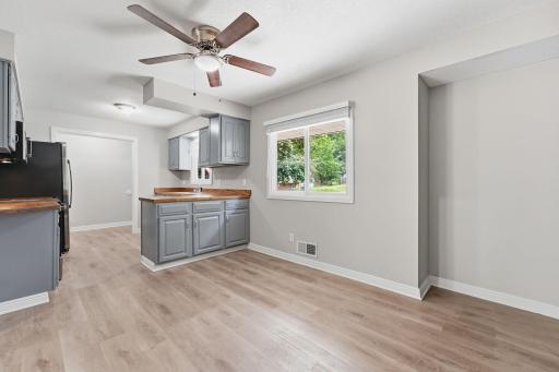 409 Harold Drive, Burnsville, MN 55337
