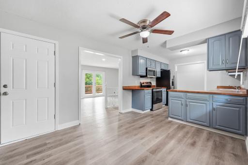 409 Harold Drive, Burnsville, MN 55337
