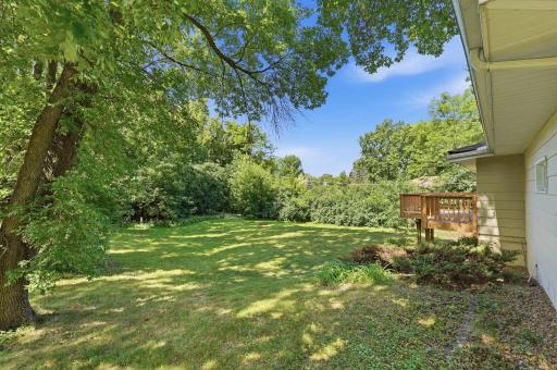 409 Harold Drive, Burnsville, MN 55337