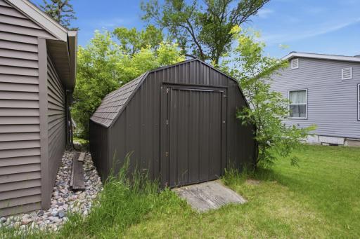 Storage Shed (right of house street side)
