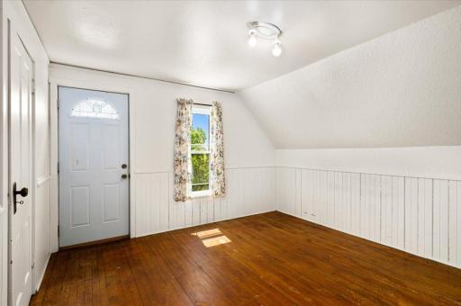 2424 W 7th Street, Duluth, MN 55806