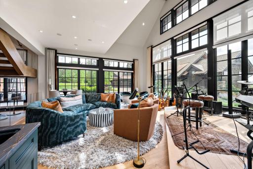 Guest house lounge