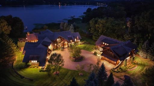 475 Oxford Road- Enjoy western sunset views over Stubbs Bay