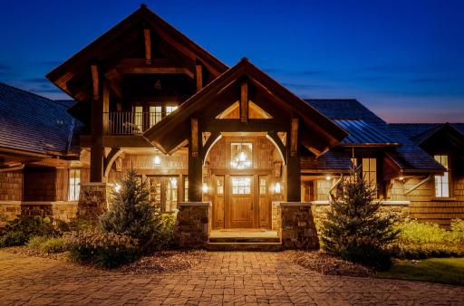 475 Oxford Road, Long Lake, MN 55356