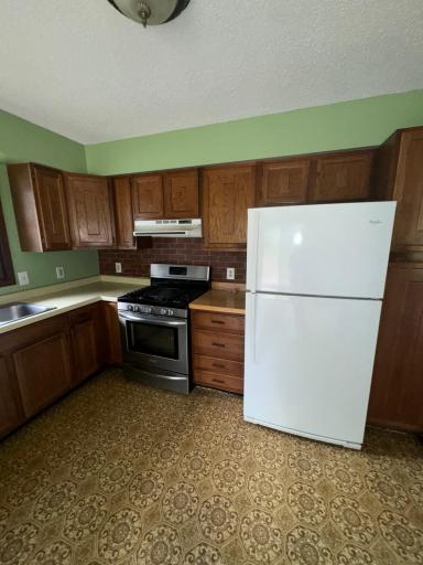 1012 8th Avenue, Howard Lake, MN 55349