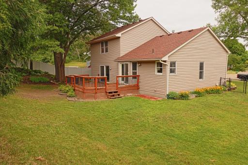 912 Moonlight Drive, Saint Paul, MN 55125