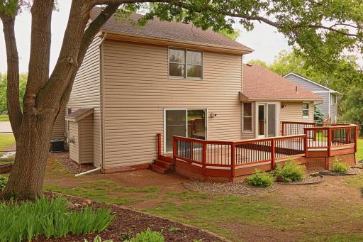 912 Moonlight Drive, Saint Paul, MN 55125