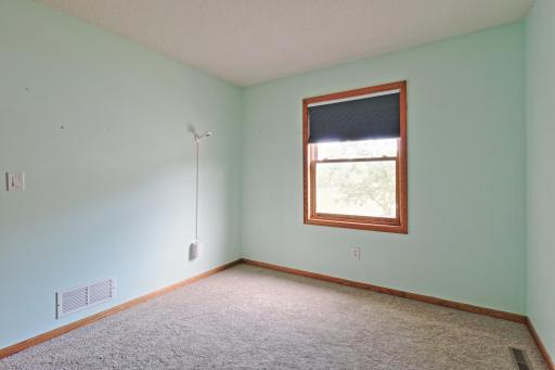 912 Moonlight Drive, Saint Paul, MN 55125