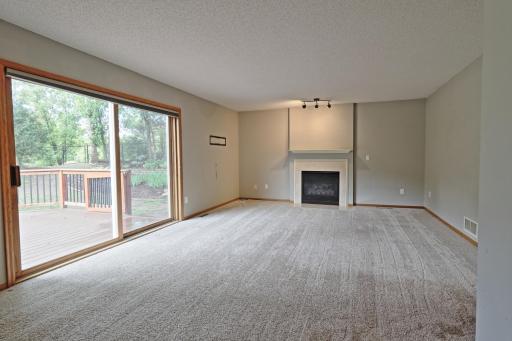 912 Moonlight Drive, Saint Paul, MN 55125