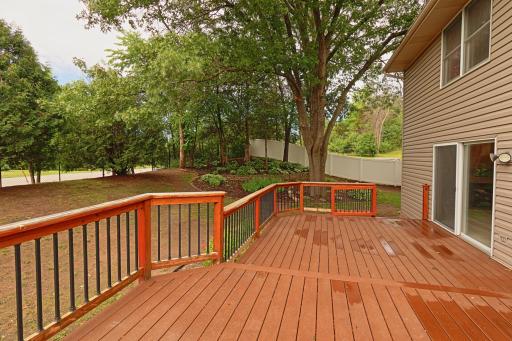912 Moonlight Drive, Saint Paul, MN 55125