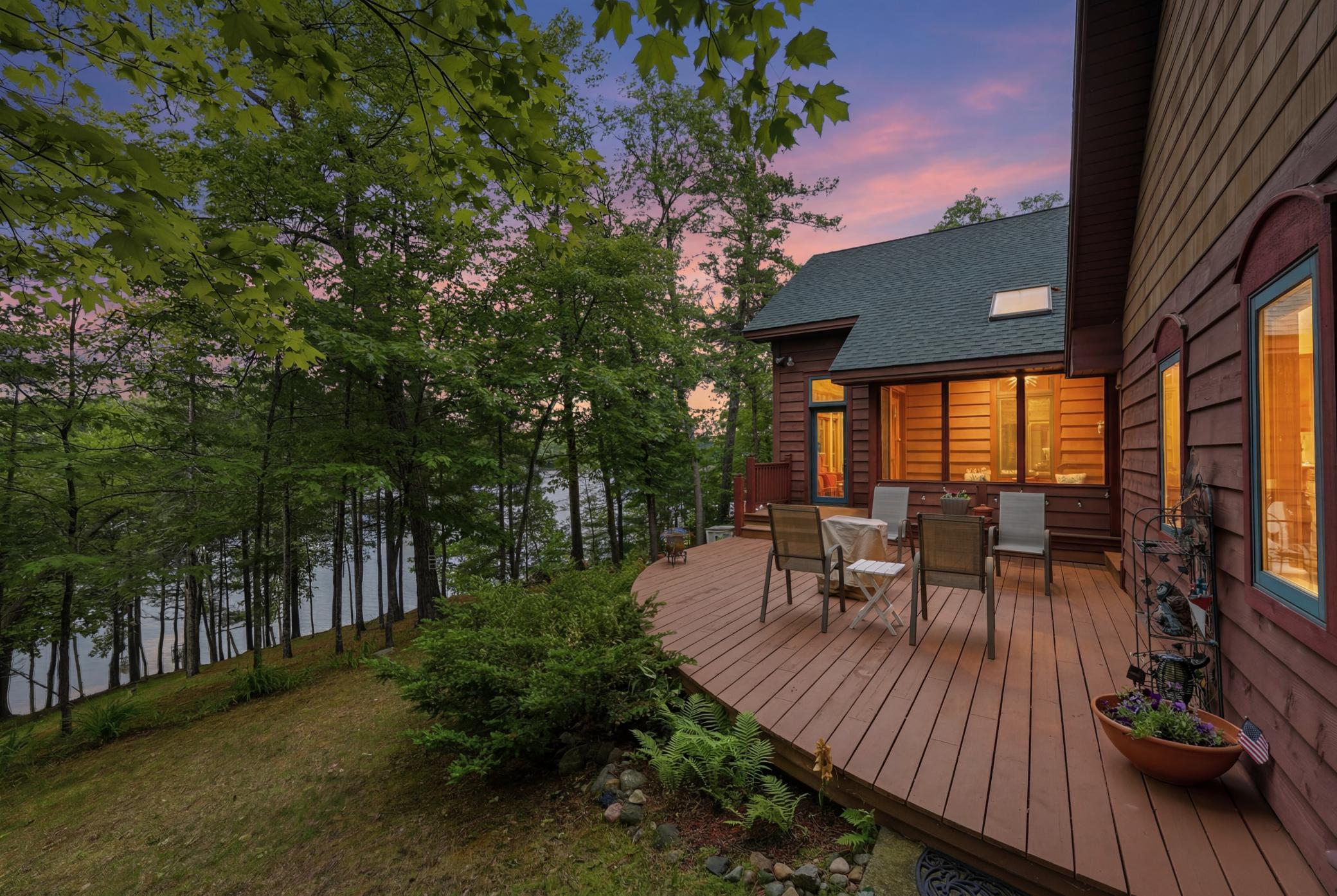 Great Deck with Lake Views!