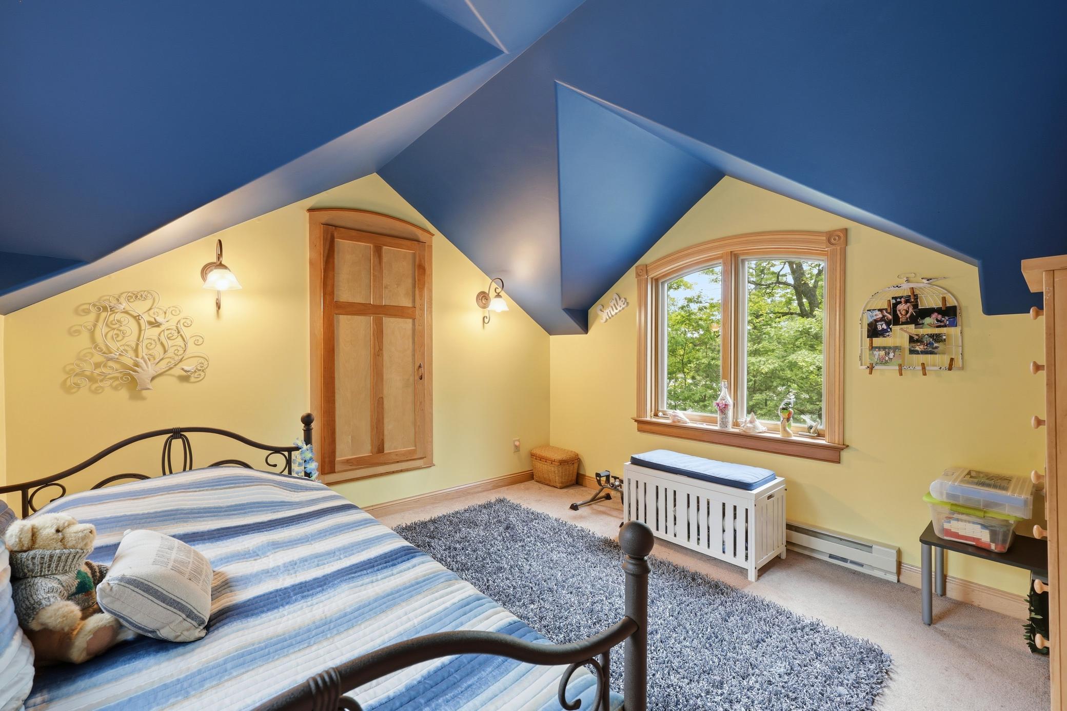 Bedroom 2 - off Loft Area