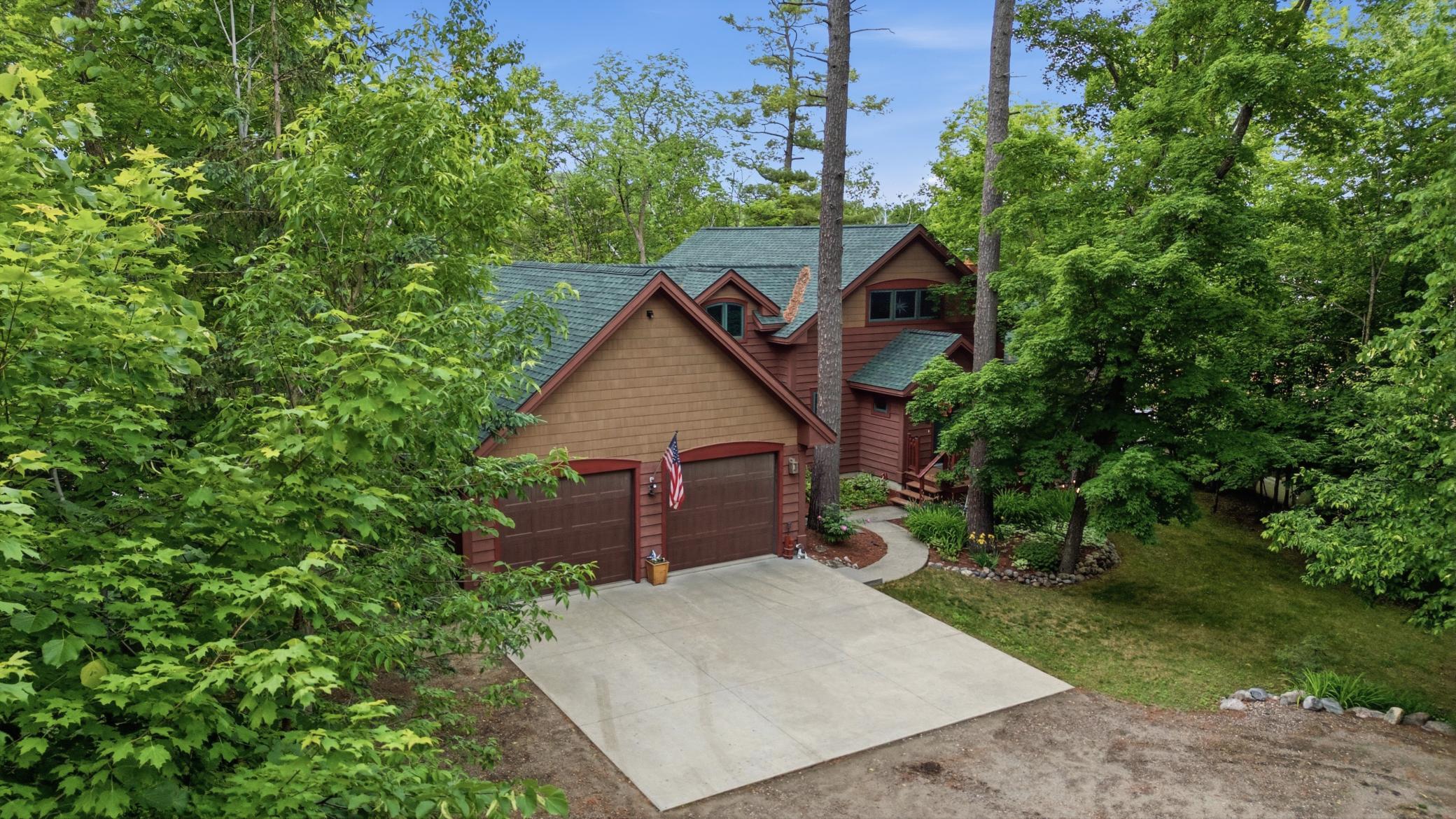 21516 NE Pickerel Lake Rd