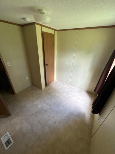 106 2nd Avenue N, Mooreton, ND 58061