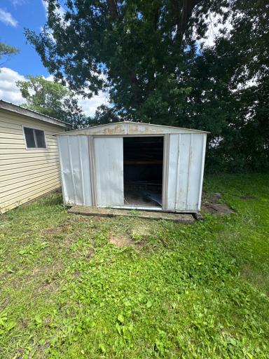 106 2nd Avenue N, Mooreton, ND 58061