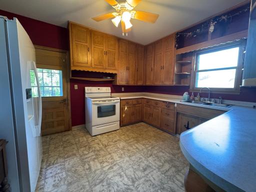 218 W Jewell Avenue, Lake City, MN 55041