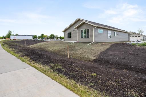 The Linden - Brekke Way S