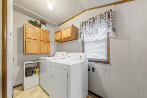 533 9th Street NW, Faribault, MN 55021