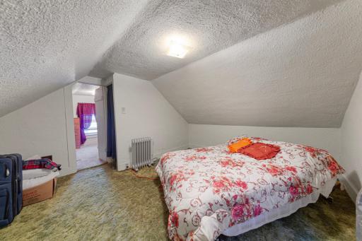 533 9th Street NW, Faribault, MN 55021