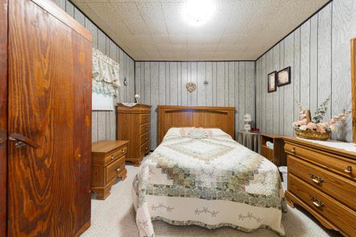 533 9th Street NW, Faribault, MN 55021