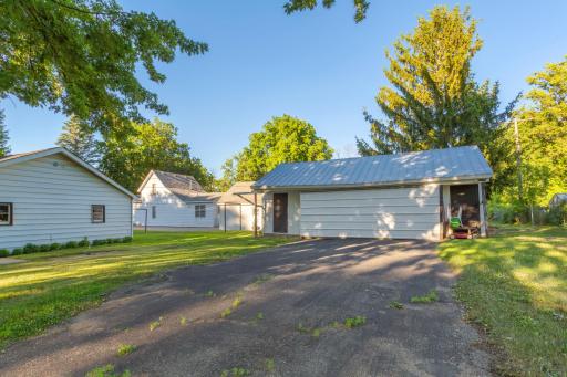 533 9th Street NW, Faribault, MN 55021