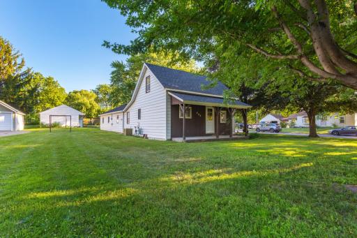 533 9th Street NW, Faribault, MN 55021