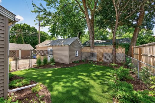 712 24th Avenue NE, Minneapolis, MN 55418