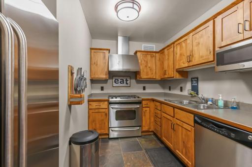7525 Territory Pass, Lakeville, MN 55044