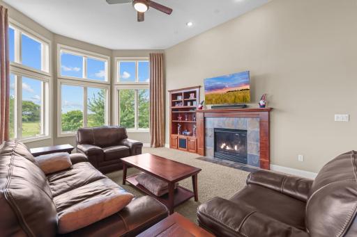 7525 Territory Pass, Lakeville, MN 55044