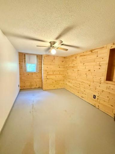 275 E High Street, Vesta, MN 56292