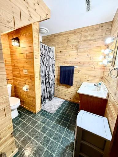 275 E High Street, Vesta, MN 56292