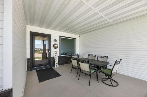 9758 Jordan Court NE, Hanover, MN 55341