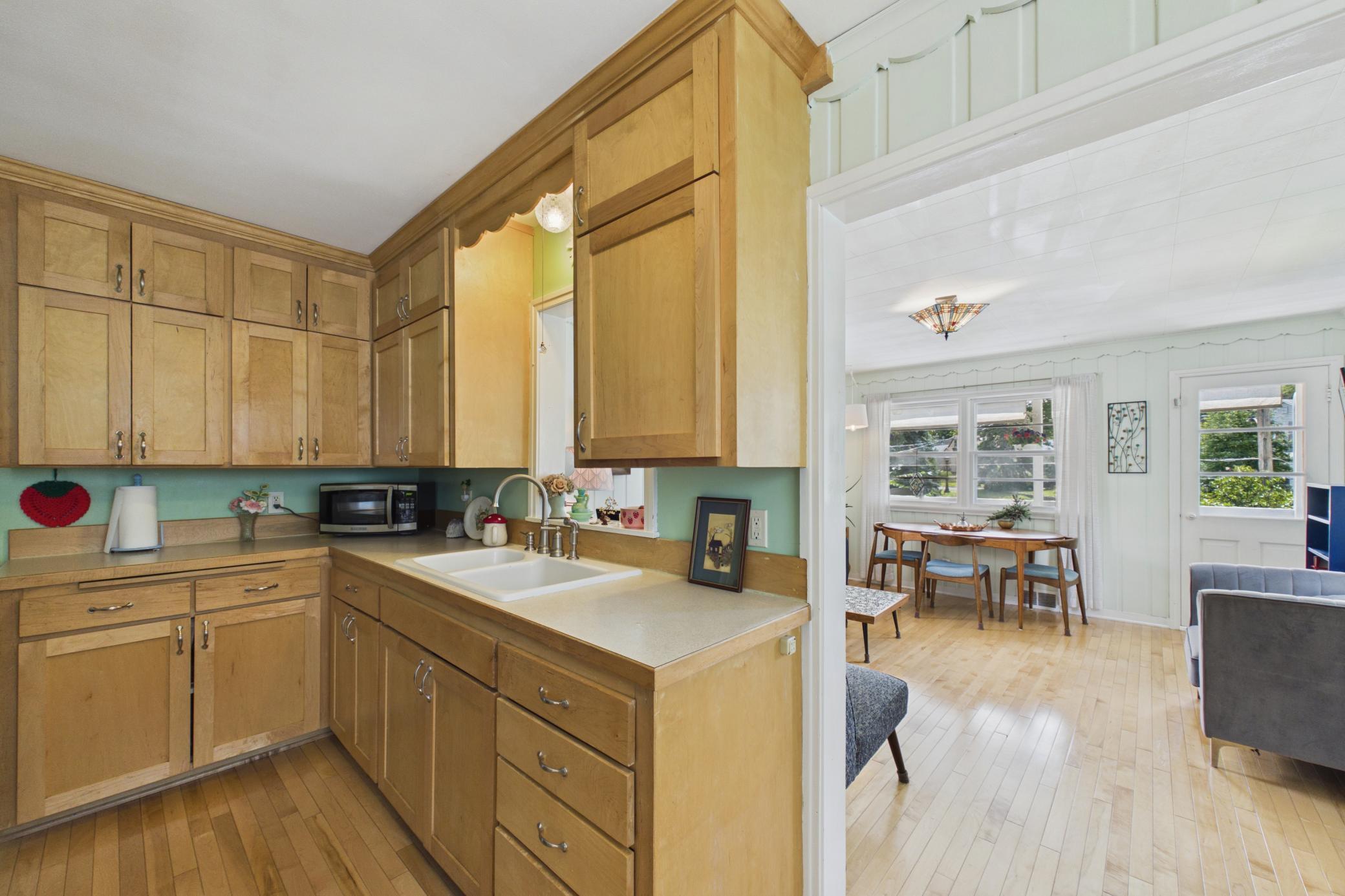 Kitchen 2