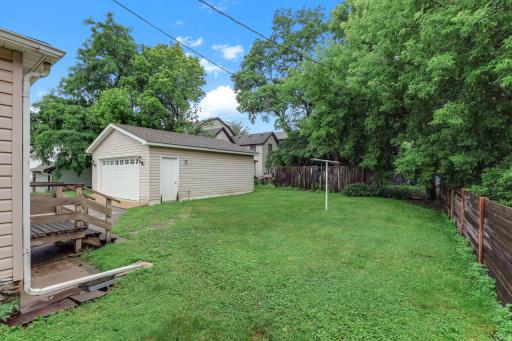 81 Manitoba Avenue, Saint Paul, MN 55117