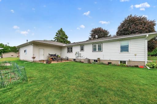 311 Sophia Avenue, Hamburg, MN 55339