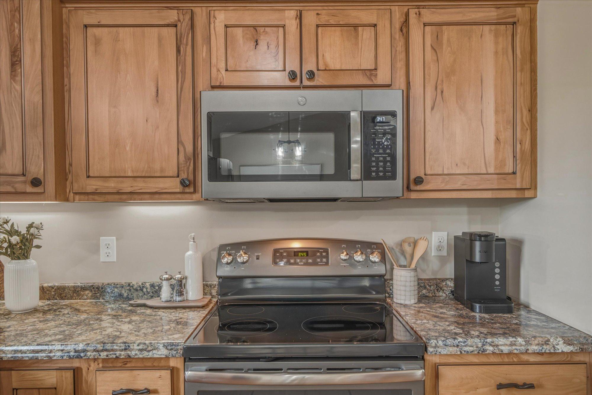 Thoughtful Layout and Design, Plenty of Area to Prep and Cook