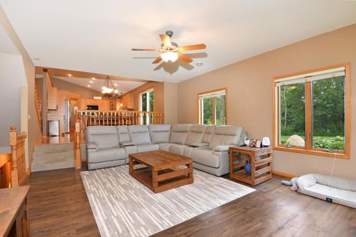 1007 Arbor Way, Sauk Rapids, MN 56379