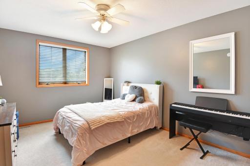 1007 Arbor Way, Sauk Rapids, MN 56379