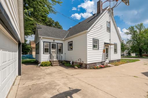 102 5th Street NE, Montgomery, MN 56069