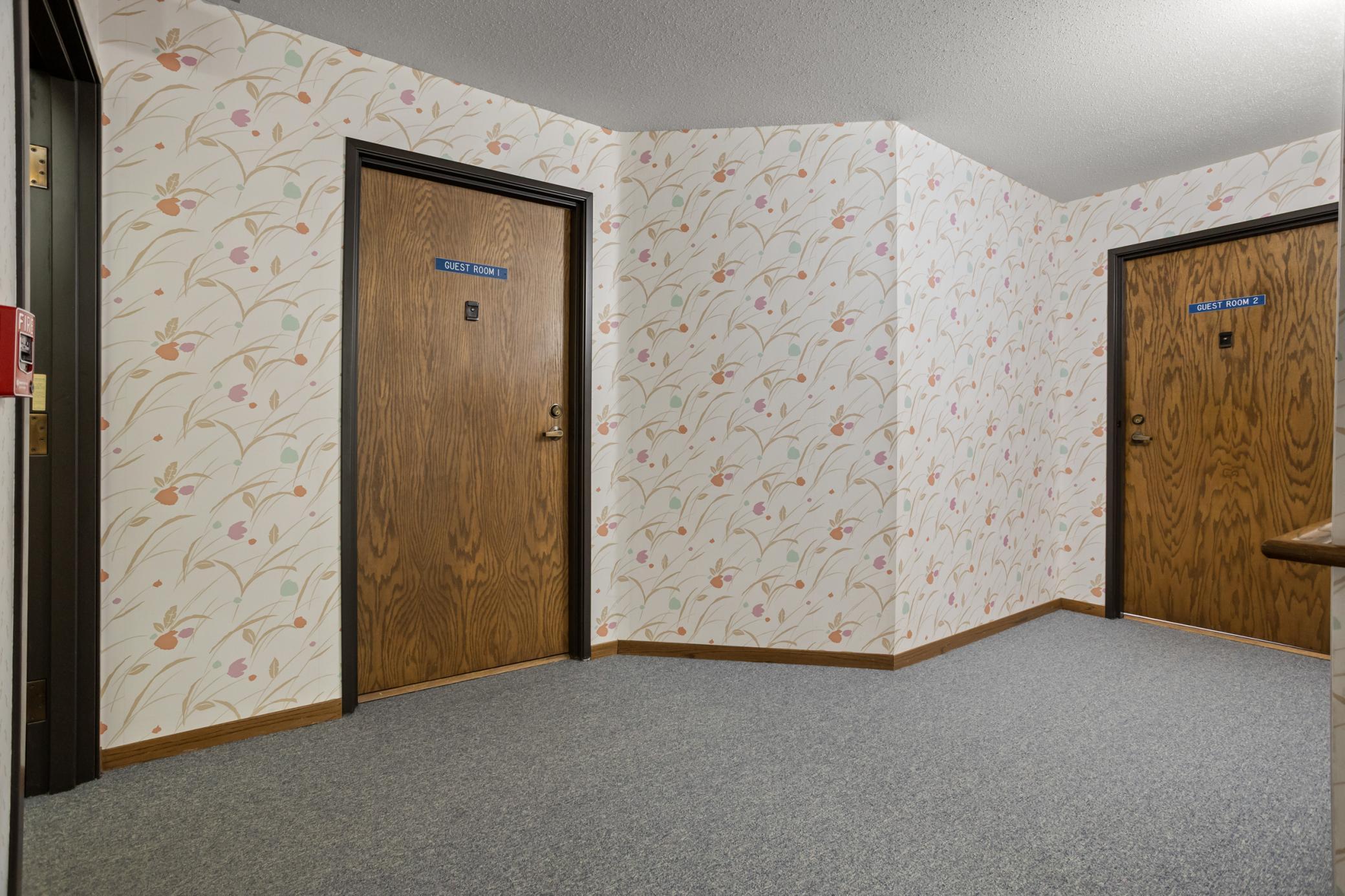 Guest Room (1 of 2)