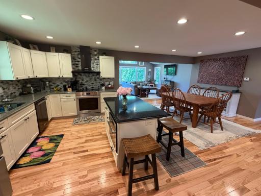 6821 Long Lake Road, Willmar, MN 56201