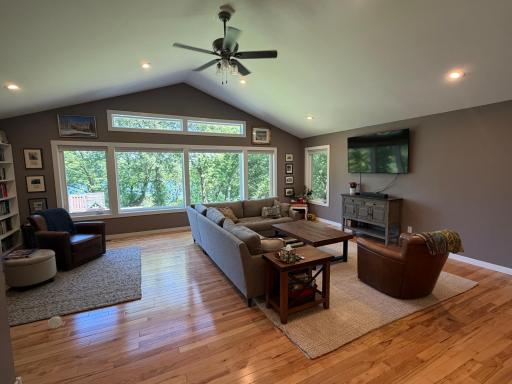 6821 Long Lake Road, Willmar, MN 56201