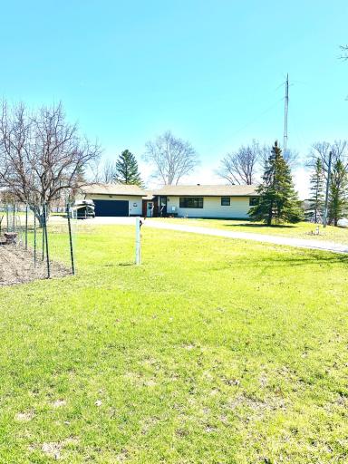 Photo for 1421 Riverside Drive NW, Baudette, MN 56623 - listing #7096065 1421 Riverside Drive NW, Baudette, MN 56623