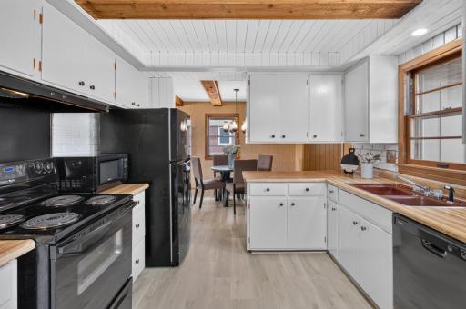 3141 Hampshire Avenue N, Minneapolis, MN 55427