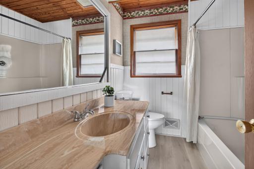 3141 Hampshire Avenue N, Minneapolis, MN 55427