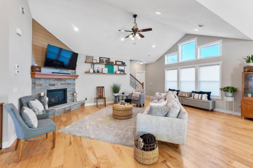 38209 Everett Avenue, North Branch, MN 55056