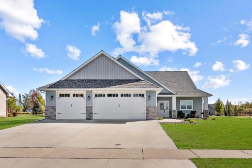 38209 Everett Avenue, North Branch, MN 55056